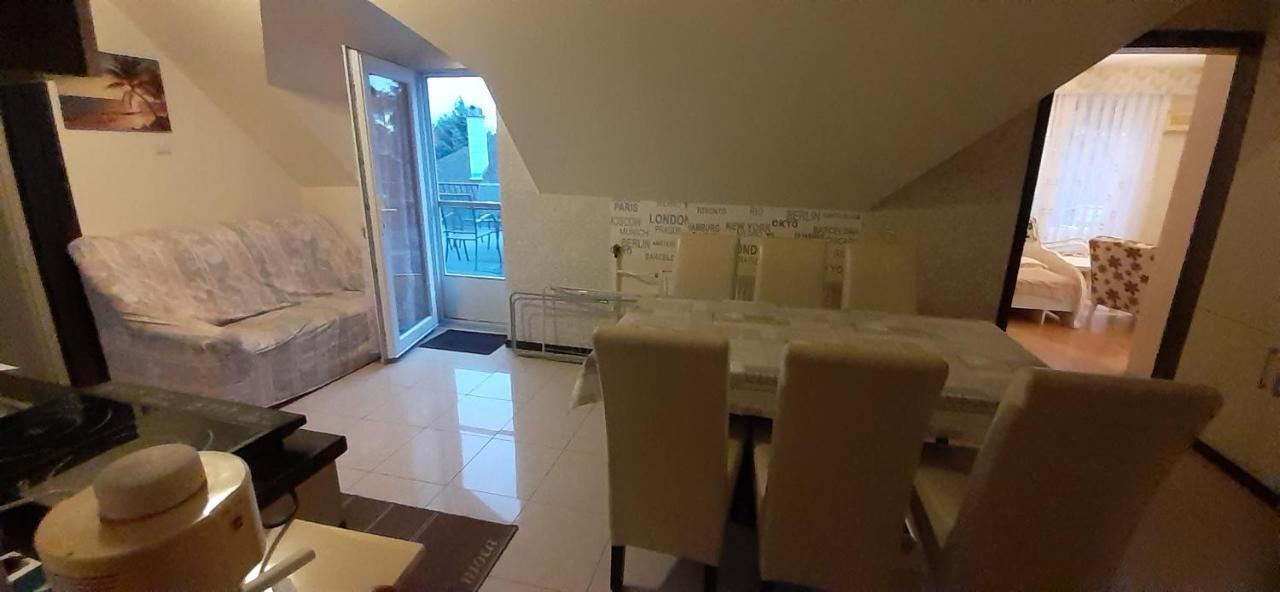 Oazis Apartmanhaz Hajdúszoboszló 外观 照片
